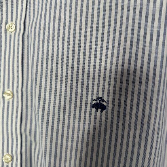 Brooks Brothers button down shirt size large - Picture 3 of 5